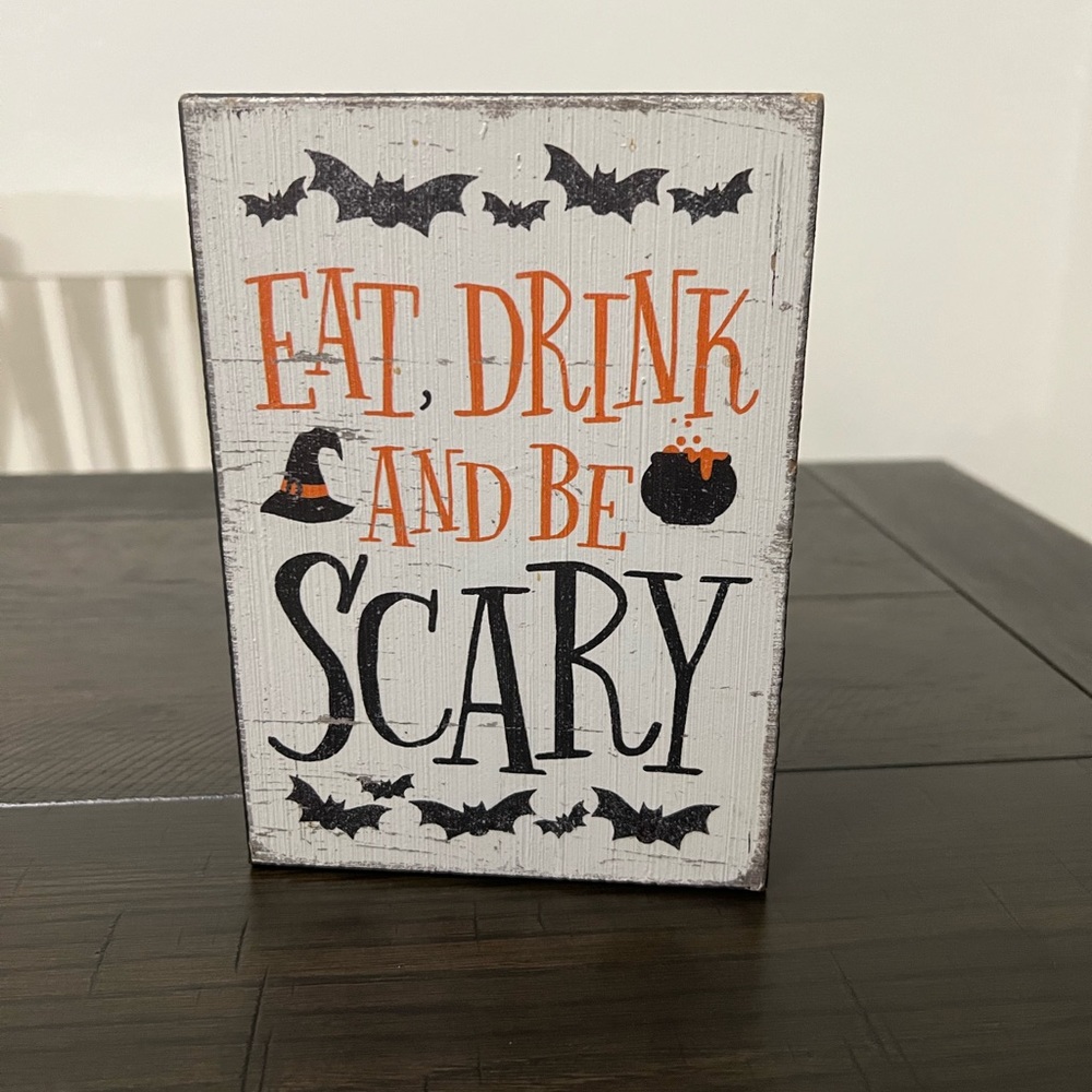 Halloween tabletop decor